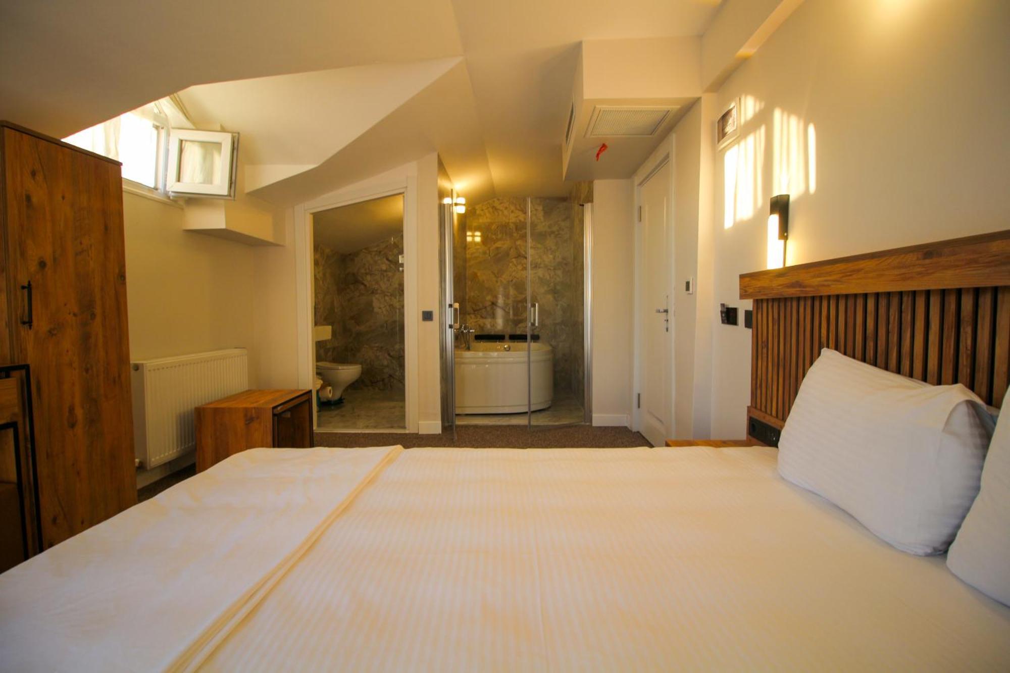 Kaya Hotel Saw Istanbul Eksteriør billede